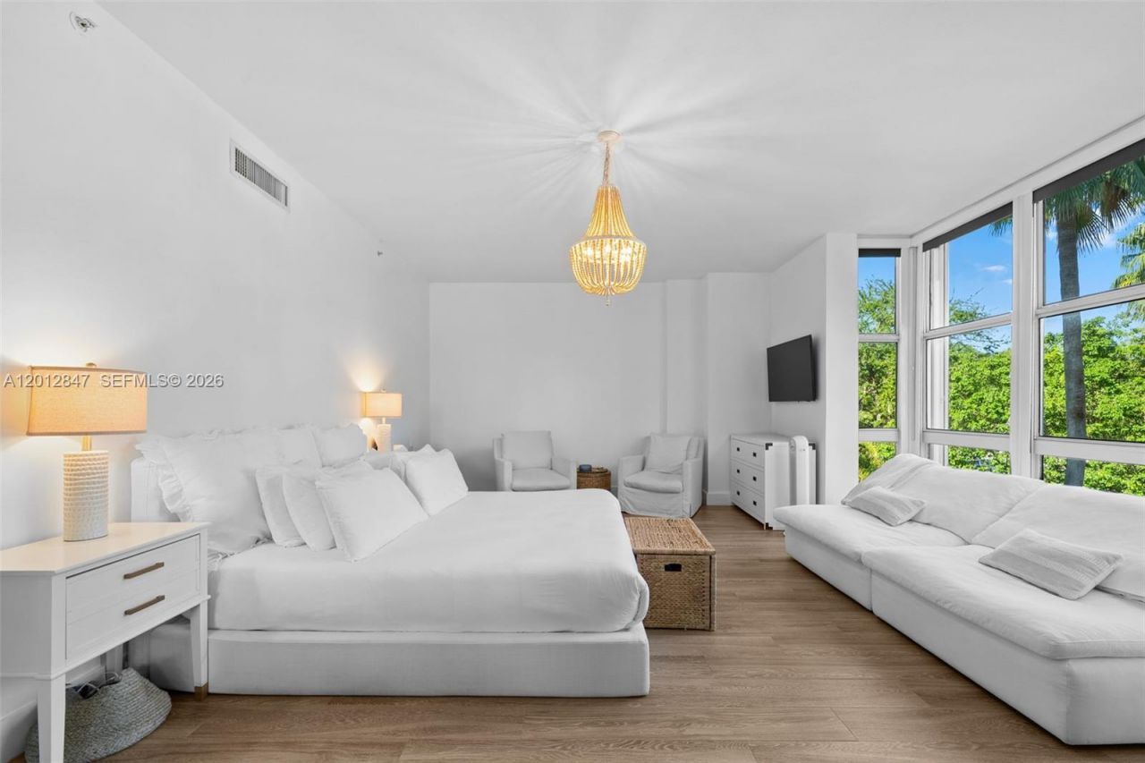 731 Crandon Blvd , Unit 308, Key Biscayne, FL 33149 Photo