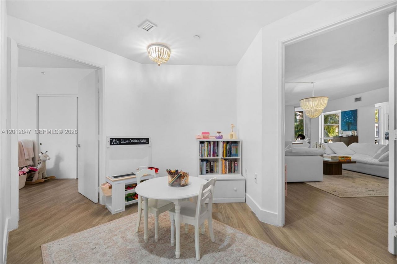 731 Crandon Blvd , Unit 308, Key Biscayne, FL 33149 Photo