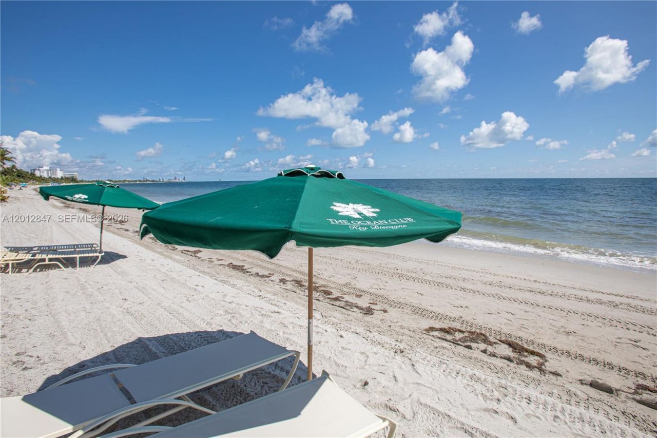 731 Crandon Blvd , Unit 308, Key Biscayne, FL 33149 Photo