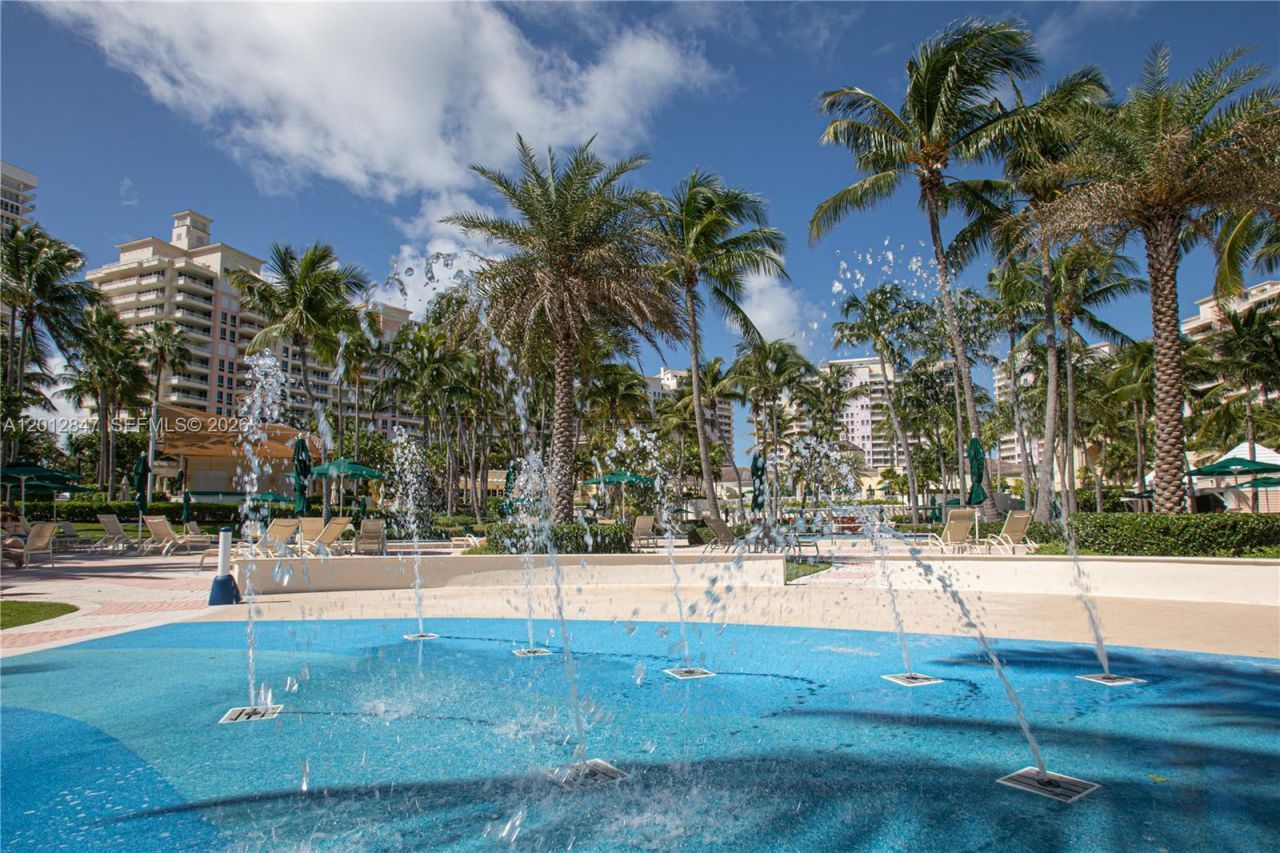 731 Crandon Blvd , Unit 308, Key Biscayne, FL 33149 Photo