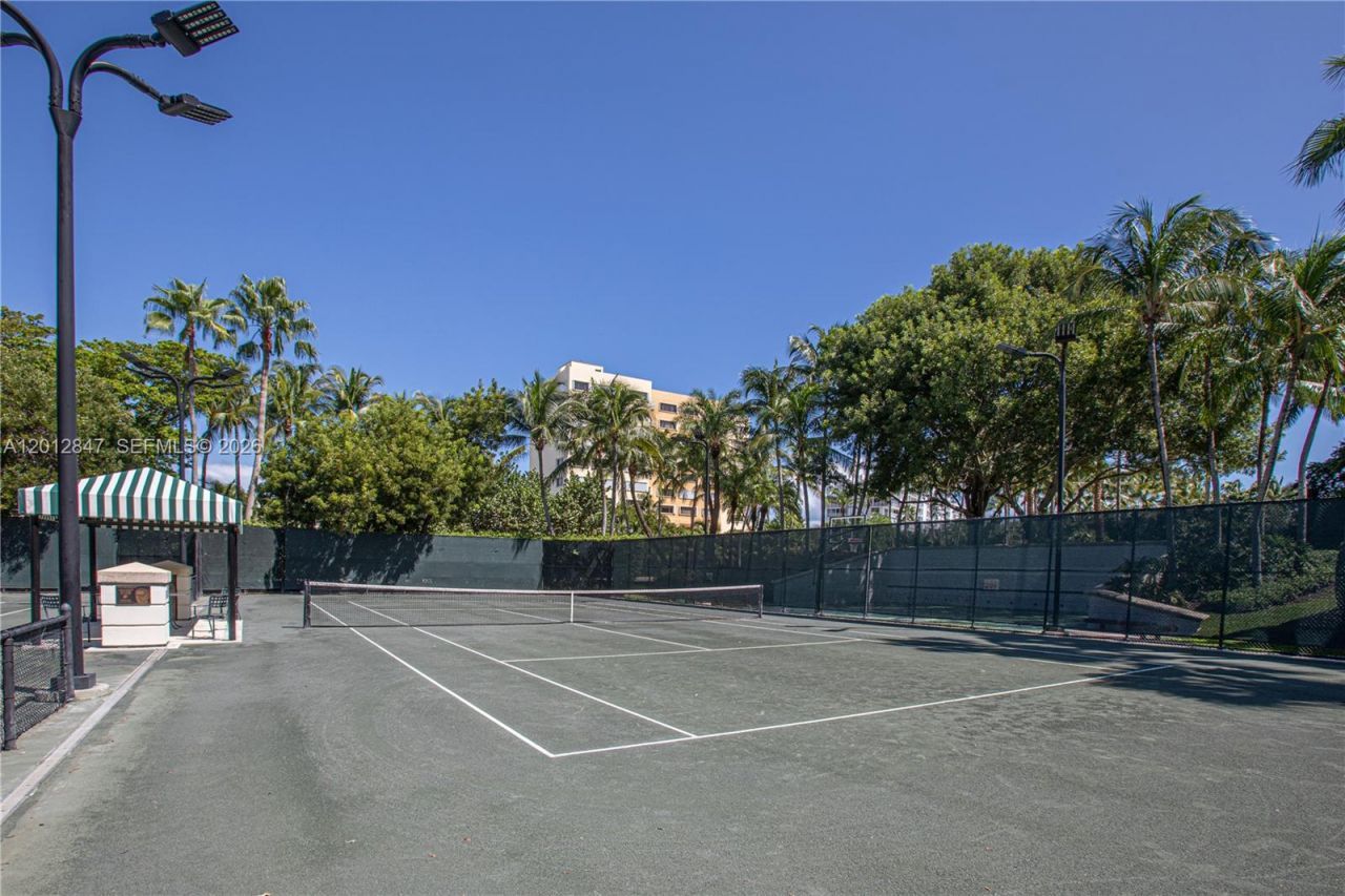 731 Crandon Blvd , Unit 308, Key Biscayne, FL 33149 Photo