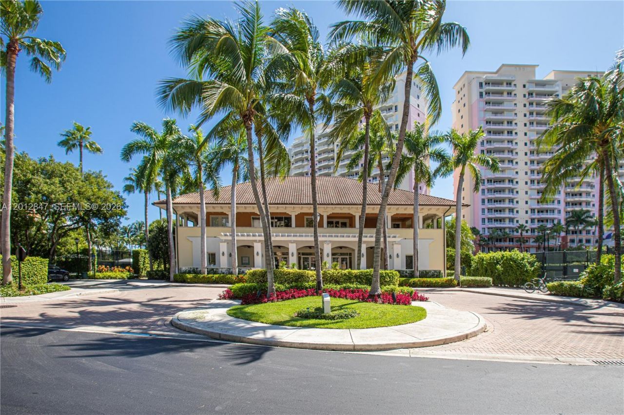 731 Crandon Blvd , Unit 308, Key Biscayne, FL 33149 Photo
