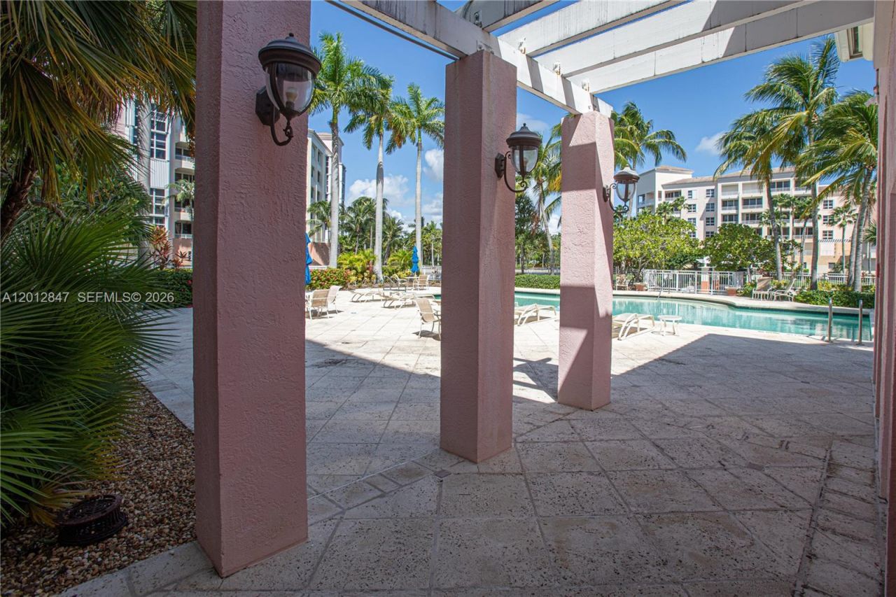 731 Crandon Blvd , Unit 308, Key Biscayne, FL 33149 Photo