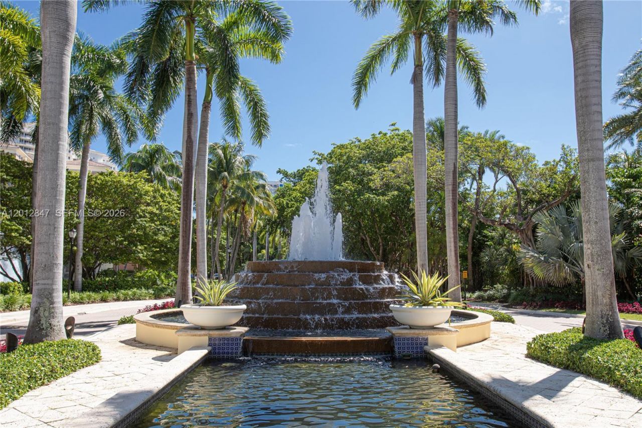 731 Crandon Blvd , Unit 308, Key Biscayne, FL 33149 Photo