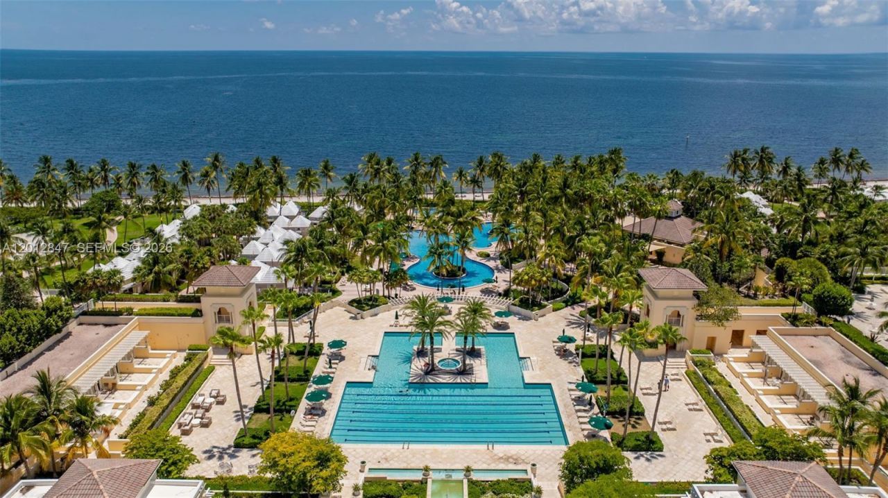 731 Crandon Blvd , Unit 308, Key Biscayne, FL 33149 Photo