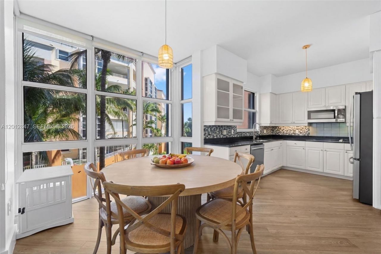 731 Crandon Blvd , Unit 308, Key Biscayne, FL 33149 Photo