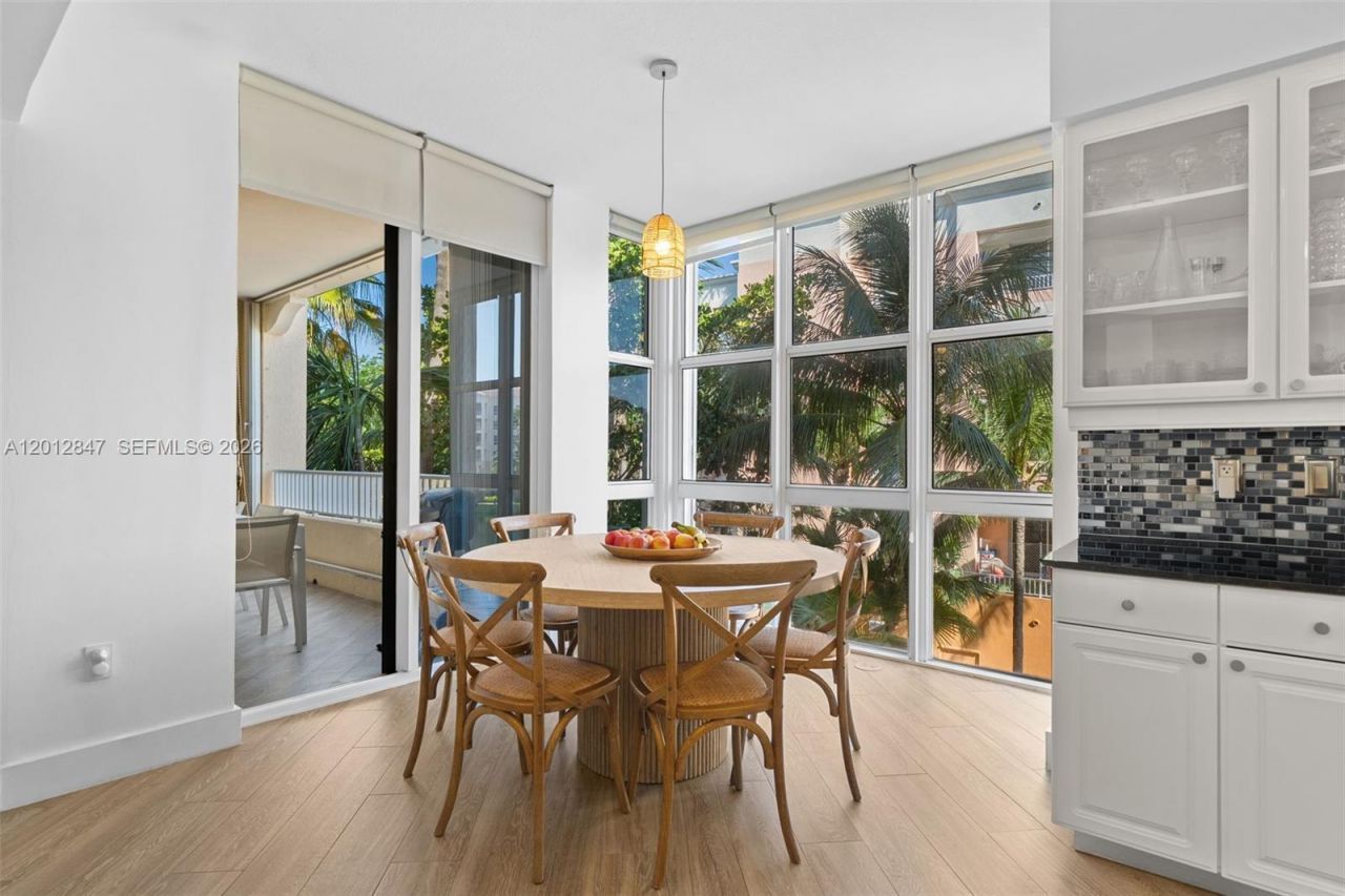 731 Crandon Blvd , Unit 308, Key Biscayne, FL 33149 Photo
