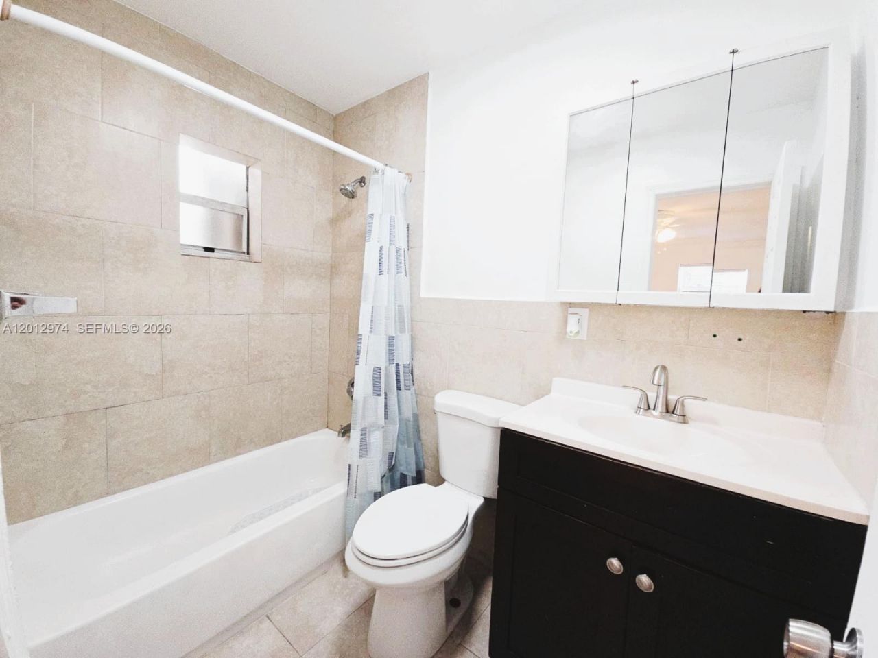 1020 NW 6th St, Unit 3, Miami, FL 33136 Photo