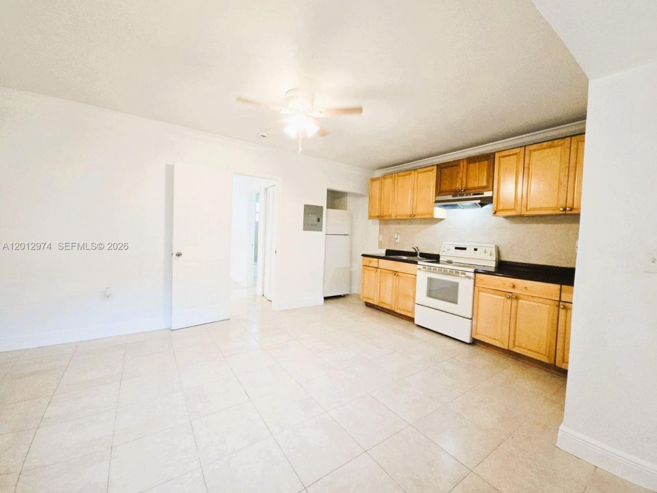 1020 NW 6th St, Unit 3, Miami, FL 33136 Photo