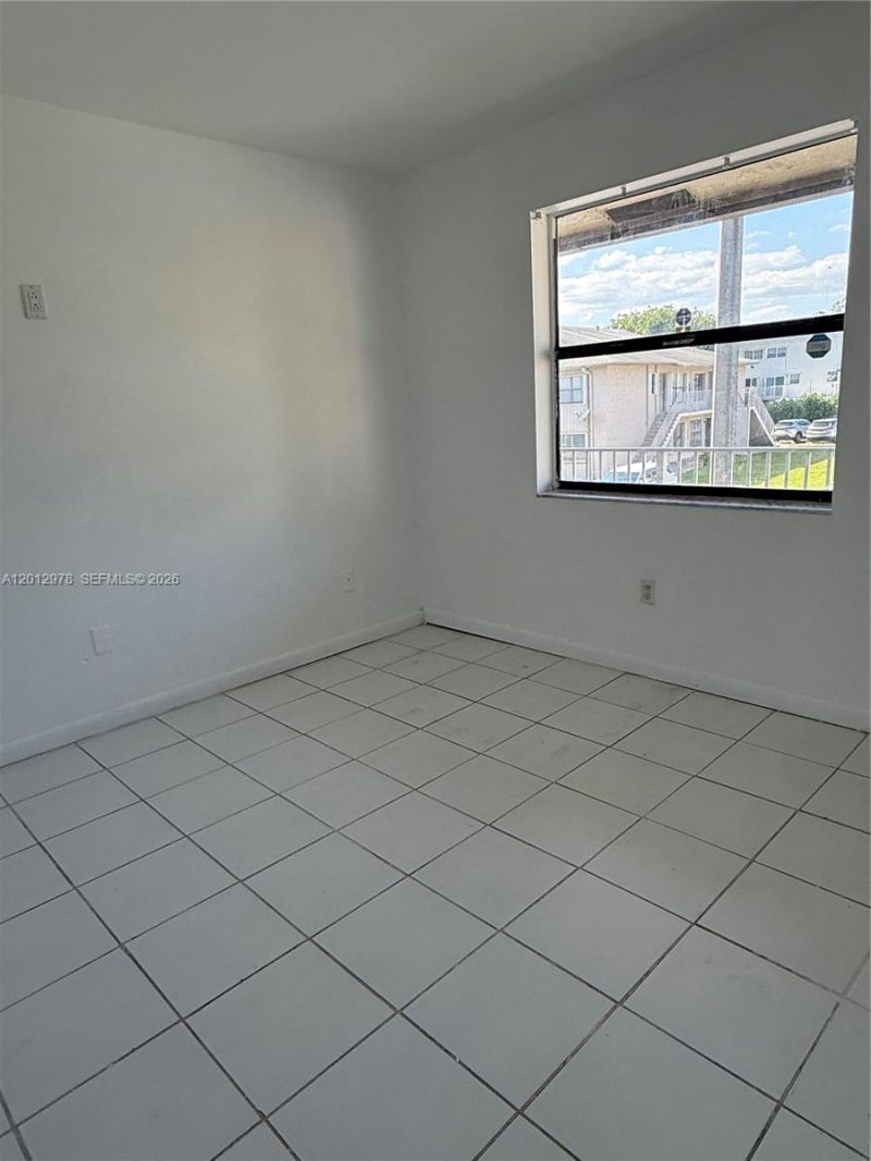 7670 SW 152nd Ave , Unit 1-202, Miami, FL 33193 Photo