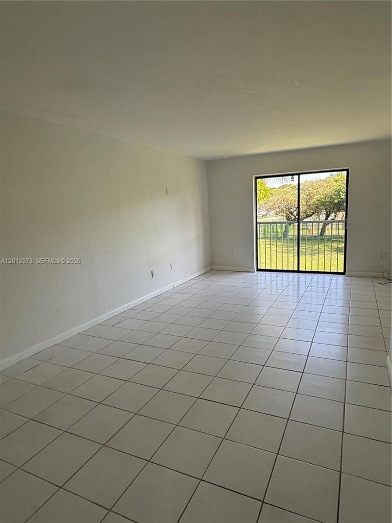 7670 SW 152nd Ave , Unit 1-202, Miami, FL 33193 Photo