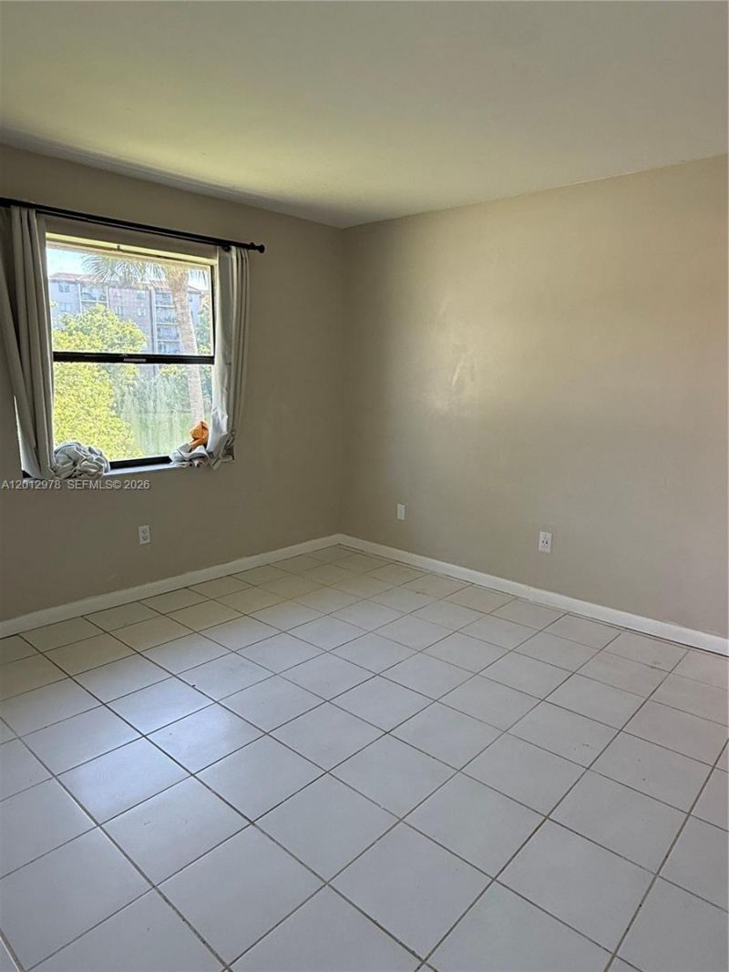 7670 SW 152nd Ave , Unit 1-202, Miami, FL 33193 Photo