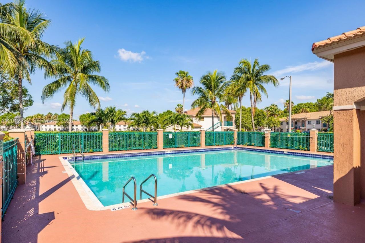 1320 SE 31st Ct, Unit 204-37, Homestead, FL 33035 Photo