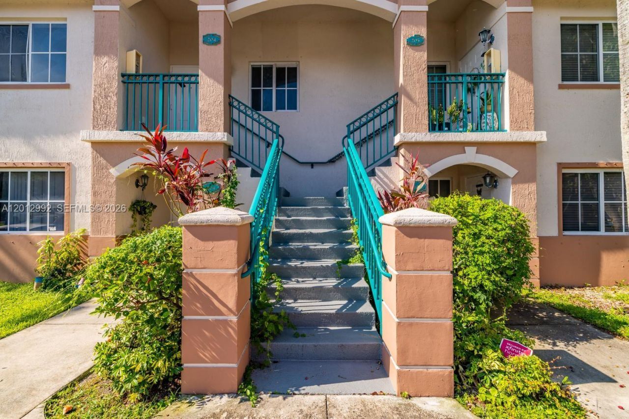1320 SE 31st Ct, Unit 204-37, Homestead, FL 33035 Photo