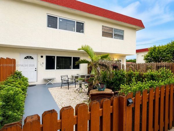 1520 NE 151st St , Unit 103, Miami, FL 33162