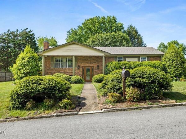 1406 Kevin Lane, Greeneville, TN 37745