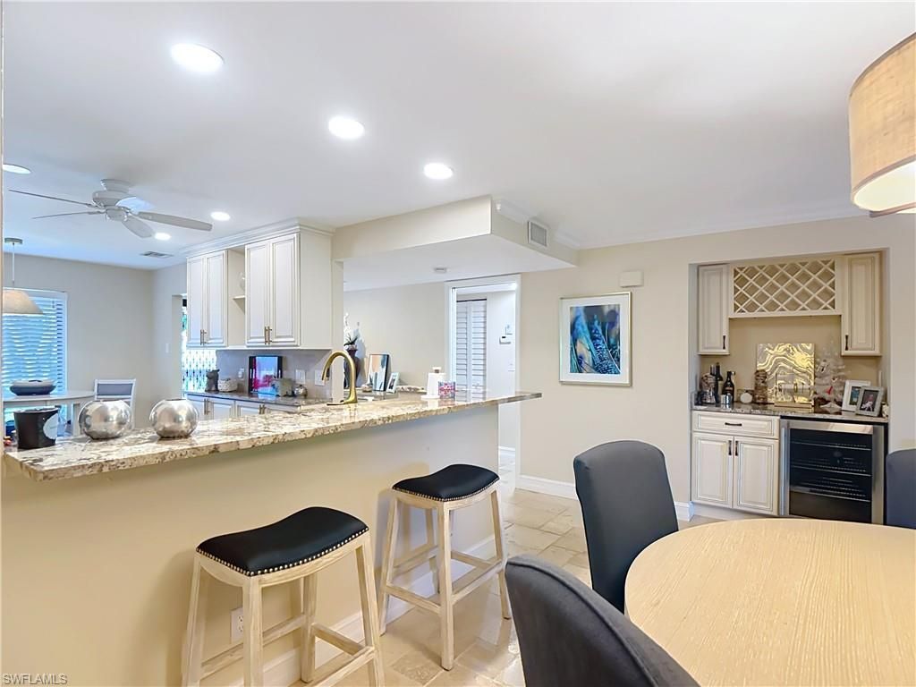 800 Misty Pines Cir , Unit 202, Naples, FL 34105 Photo