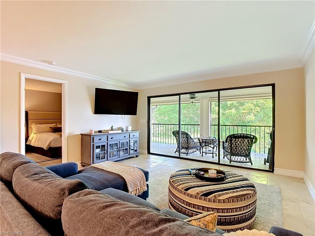 800 Misty Pines Cir , Unit 202, Naples, FL 34105 Photo