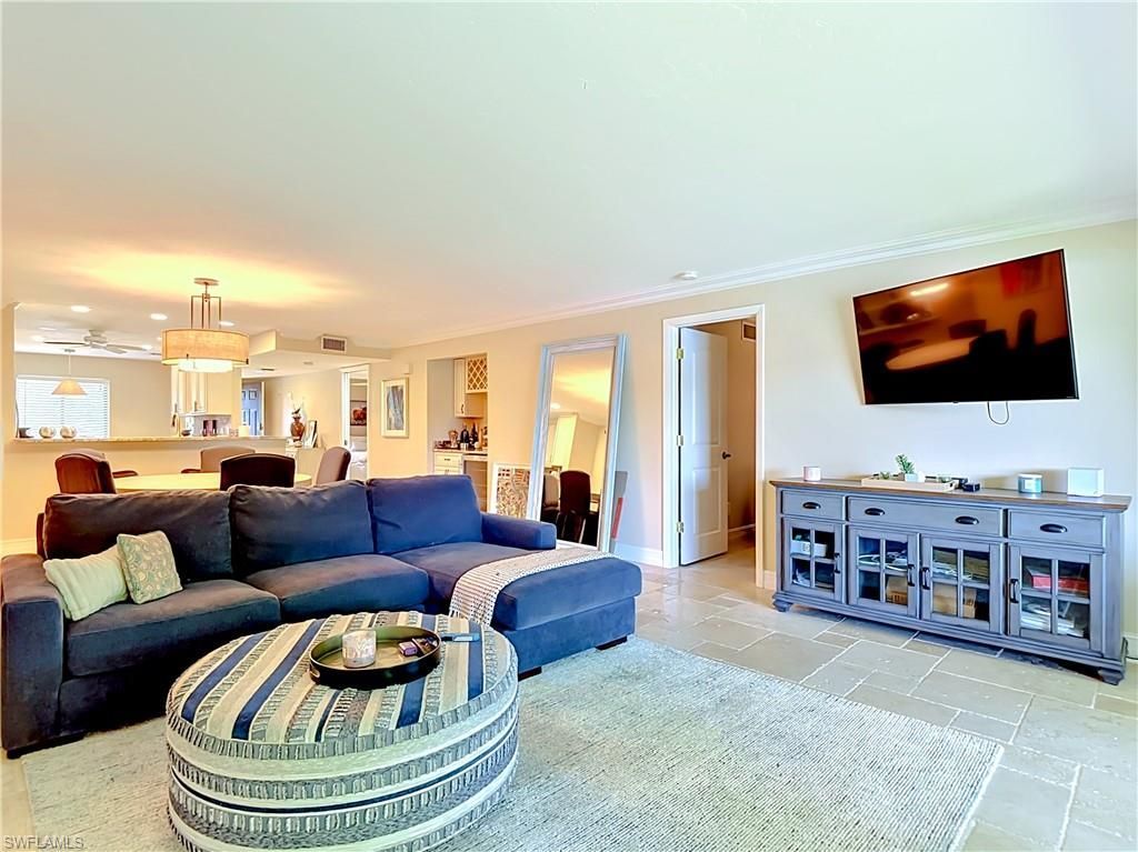 800 Misty Pines Cir , Unit 202, Naples, FL 34105 Photo