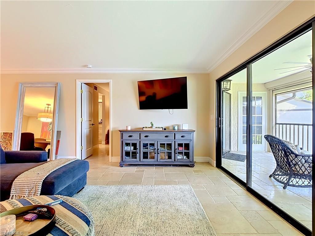 800 Misty Pines Cir , Unit 202, Naples, FL 34105 Photo