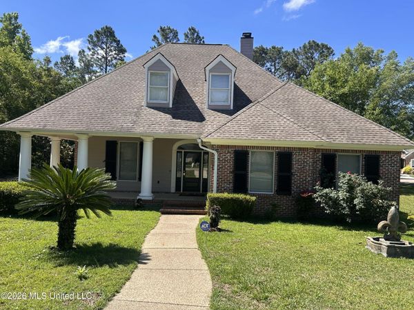 7003 Rolling Green Drive, Pass Christian, MS 39571