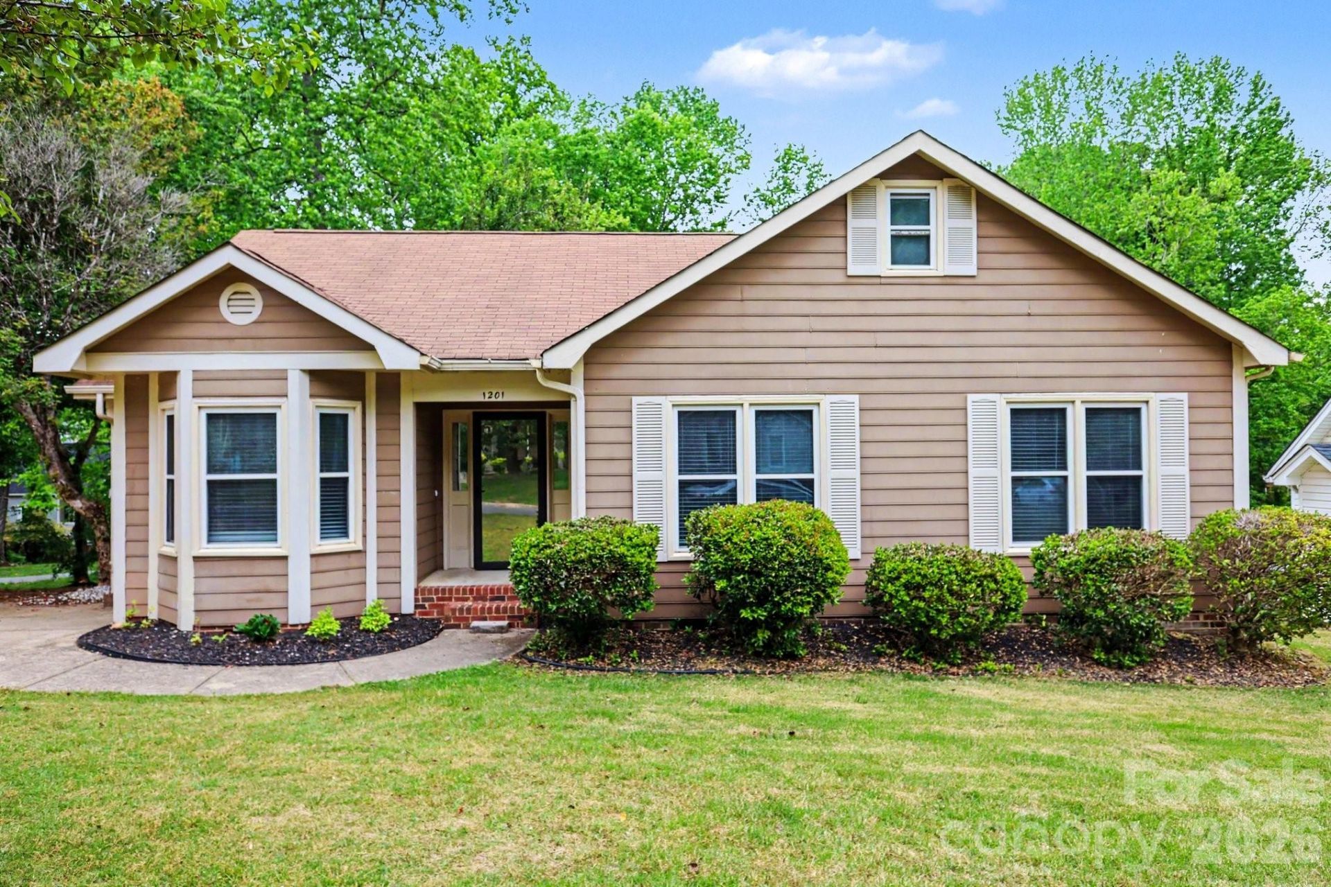 1201 Ashford Street, Charlotte, NC 28214 Main Photo