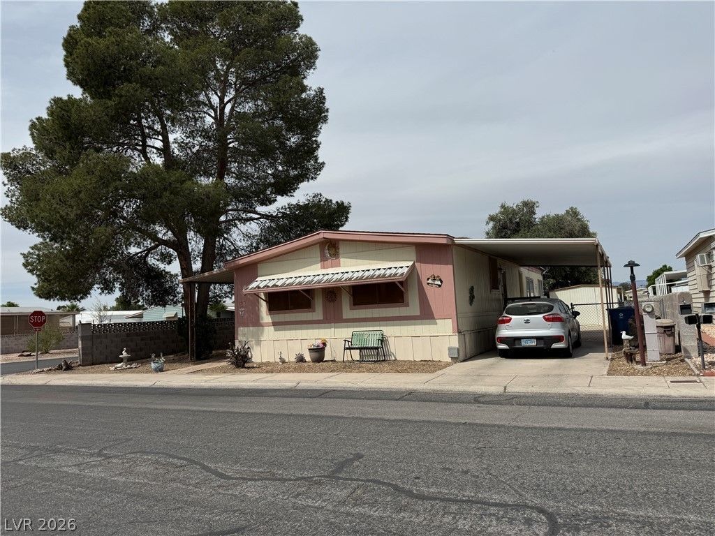 3579 Isle Royale Drive , Las Vegas, NV 89122 Main Photo