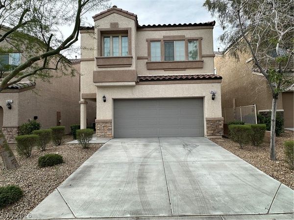8471 Spirit Vale Avenue , Las Vegas, NV 89117