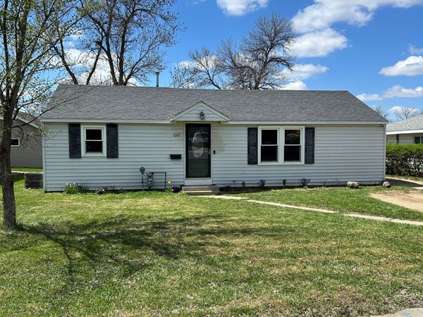1005 3rd Avenue, Brookings, SD 57006
