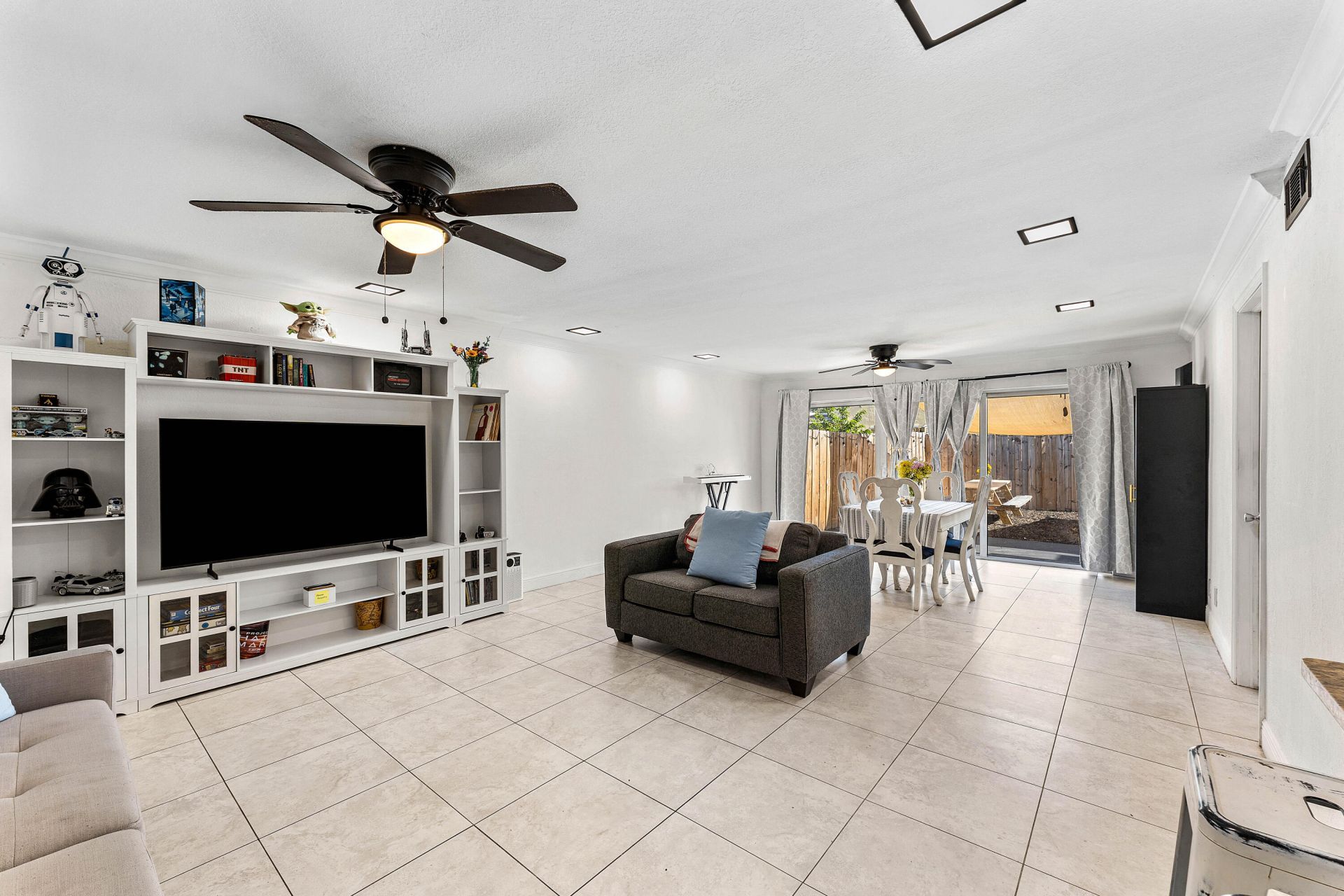 250 NW 43rd Place, Pompano Beach, FL 33064 Photo