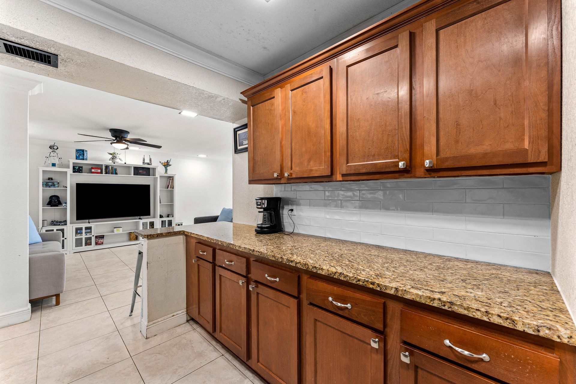 250 NW 43rd Place, Pompano Beach, FL 33064 Photo
