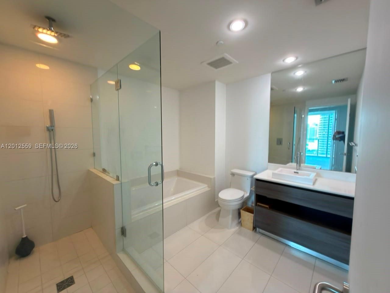 1100 S Miami Ave , Unit 2608, Miami, FL 33130 Photo
