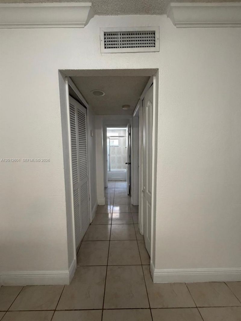 16118 NE 21st Ave, Unit 6, North Miami Beach, FL 33162 Photo