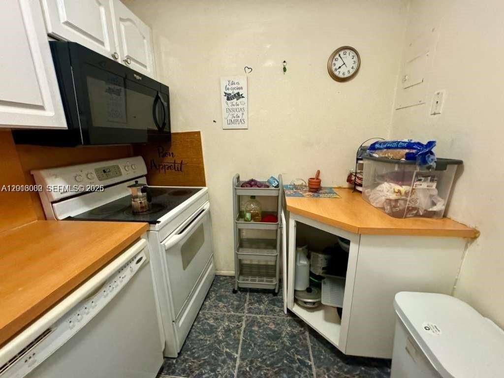 3730 Inverrary Dr , Unit 3B, Lauderhill, FL 33319 Photo