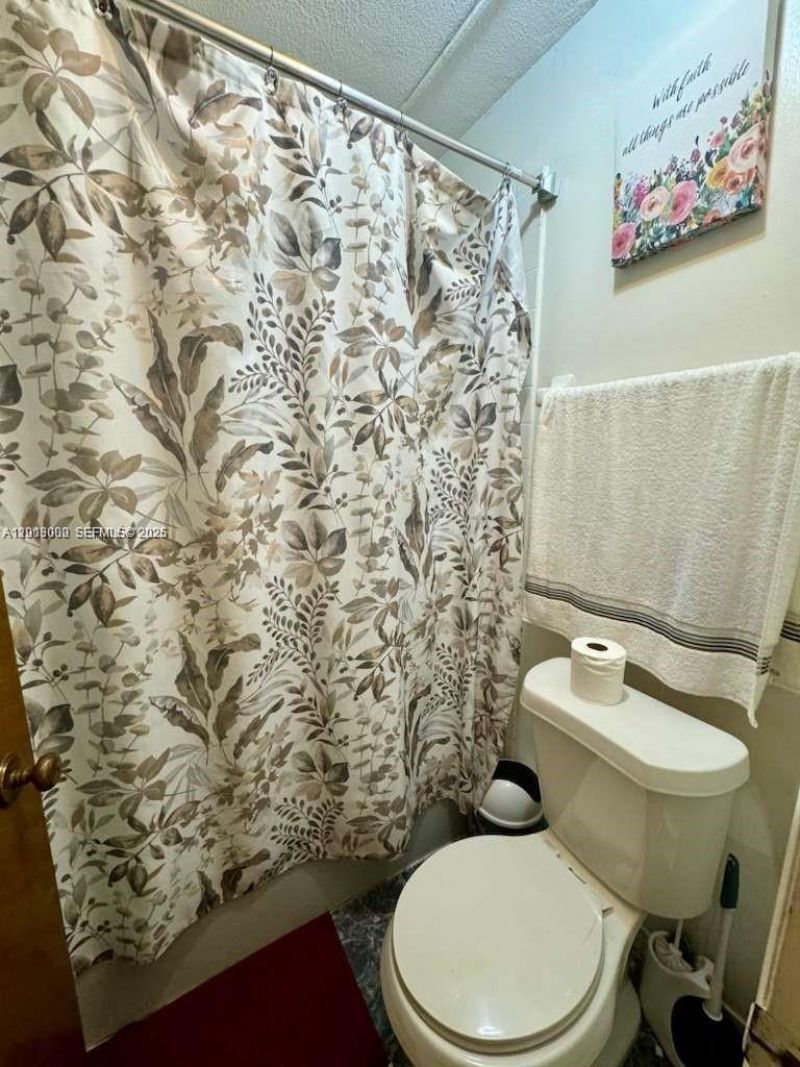 3730 Inverrary Dr , Unit 3B, Lauderhill, FL 33319 Photo