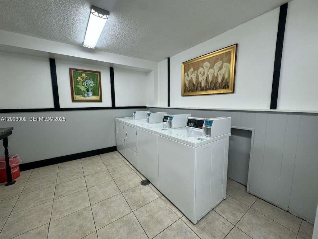 3730 Inverrary Dr , Unit 3B, Lauderhill, FL 33319 Photo