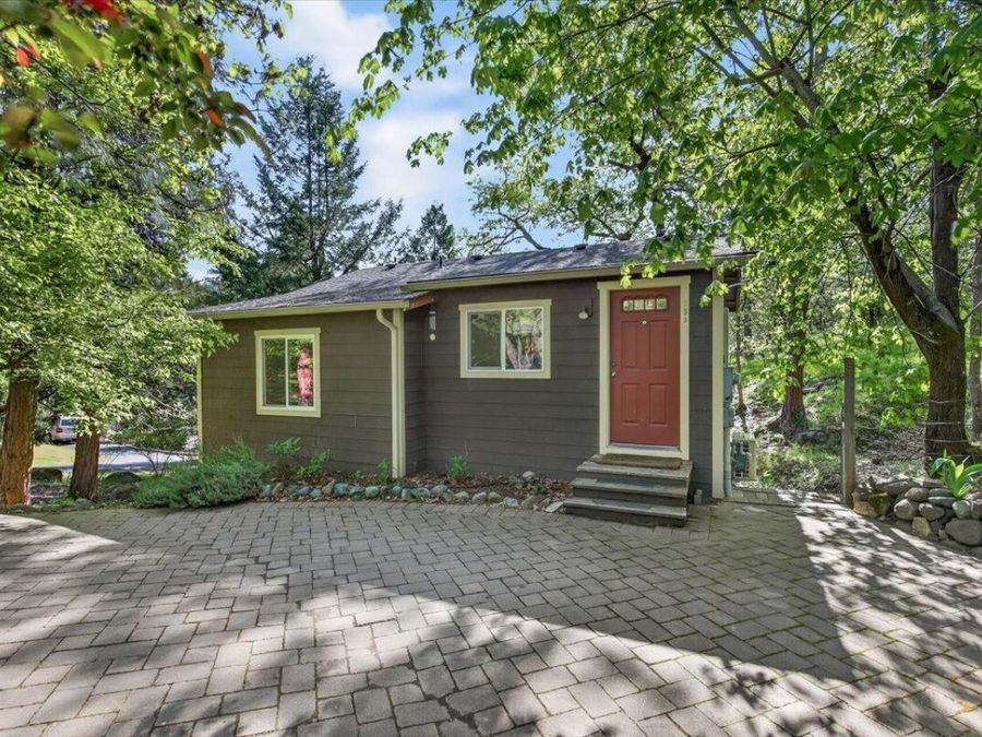 Property Image 96