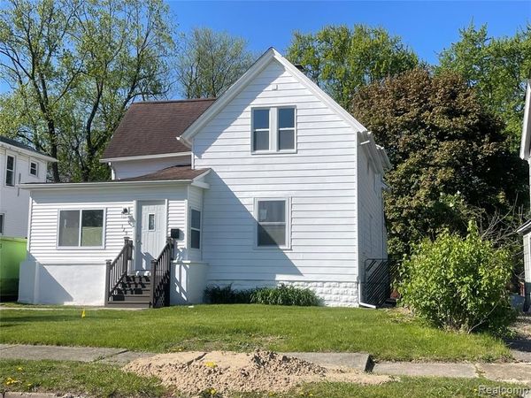 129 Norton Street, Pontiac, MI 48341