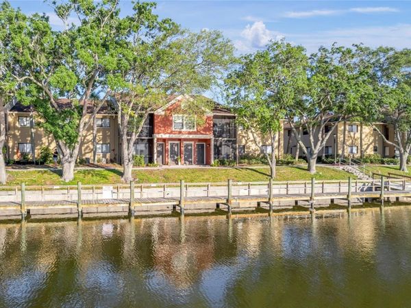5684 BAYWATER DRIVE , TAMPA, FL 33615