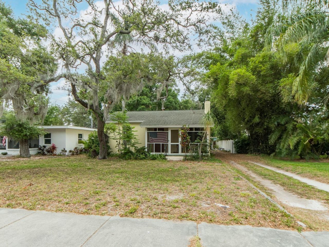 1045 Marine Street, Clearwater, FL 33755 Photo