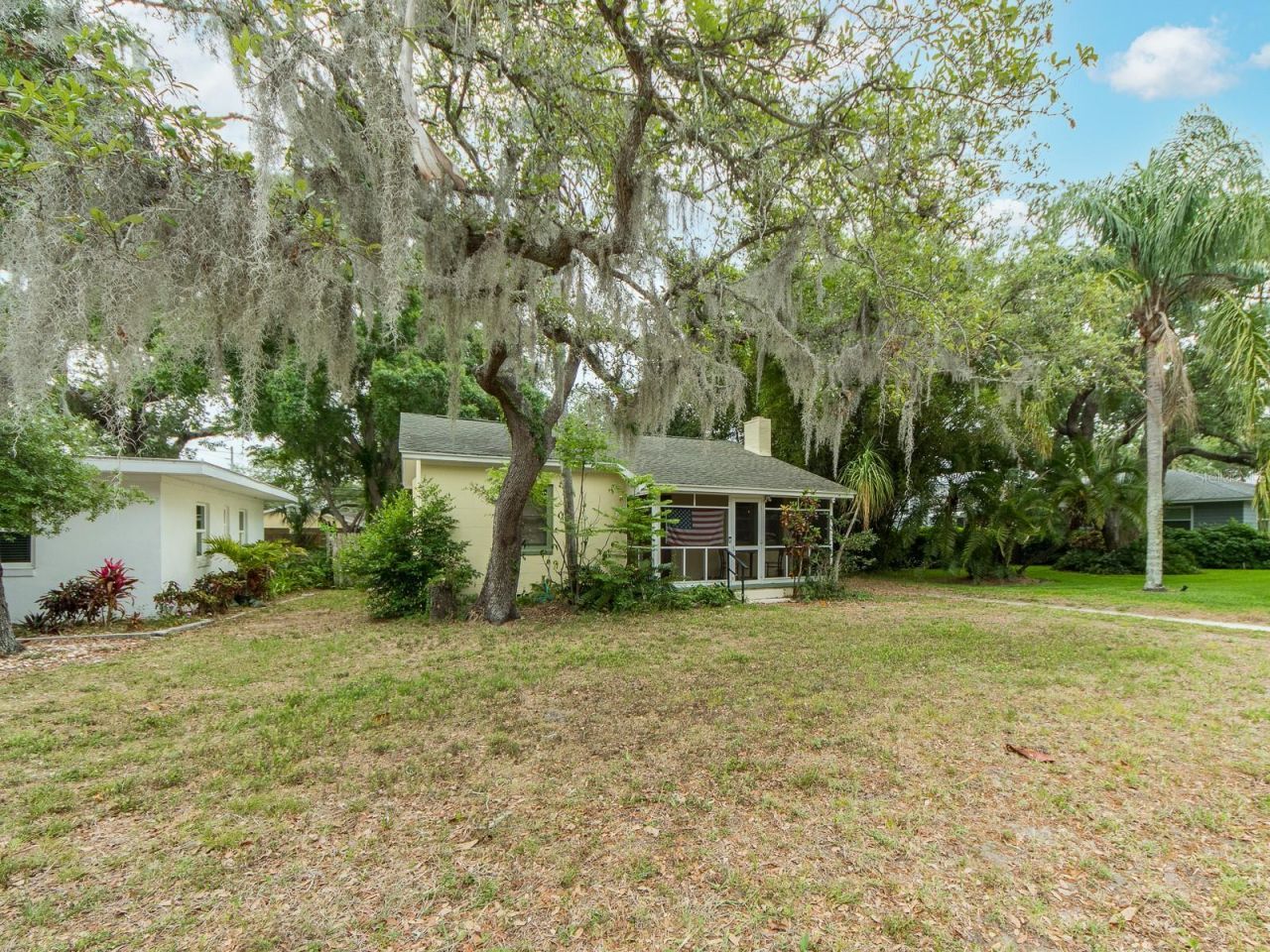 1045 Marine Street, Clearwater, FL 33755 Photo