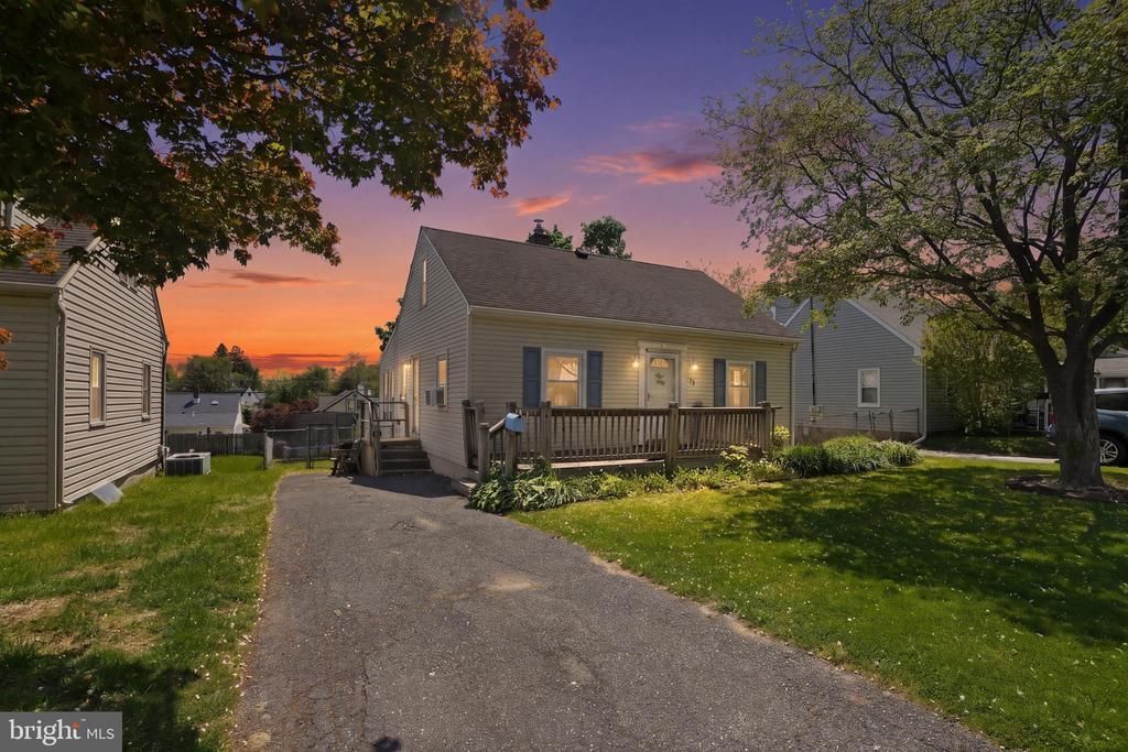 14 RIDGE ROAD, ASTON, PA 19014