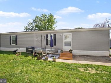 66 OAK KNOLL ESTATE, ELIZABETHTOWN, PA 17022