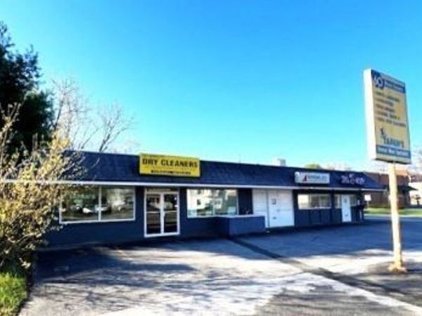 106-106R E Main St, Webster, MA 01570