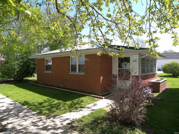 210 N Tucker Street, Mentone, IN 46539