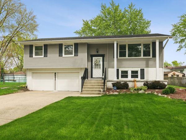 1029 Webster Lane , Schaumburg, IL 60193