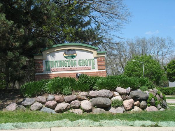 1840 Huntington Boulevard , Unit 607, Hoffman Estates, IL 60169