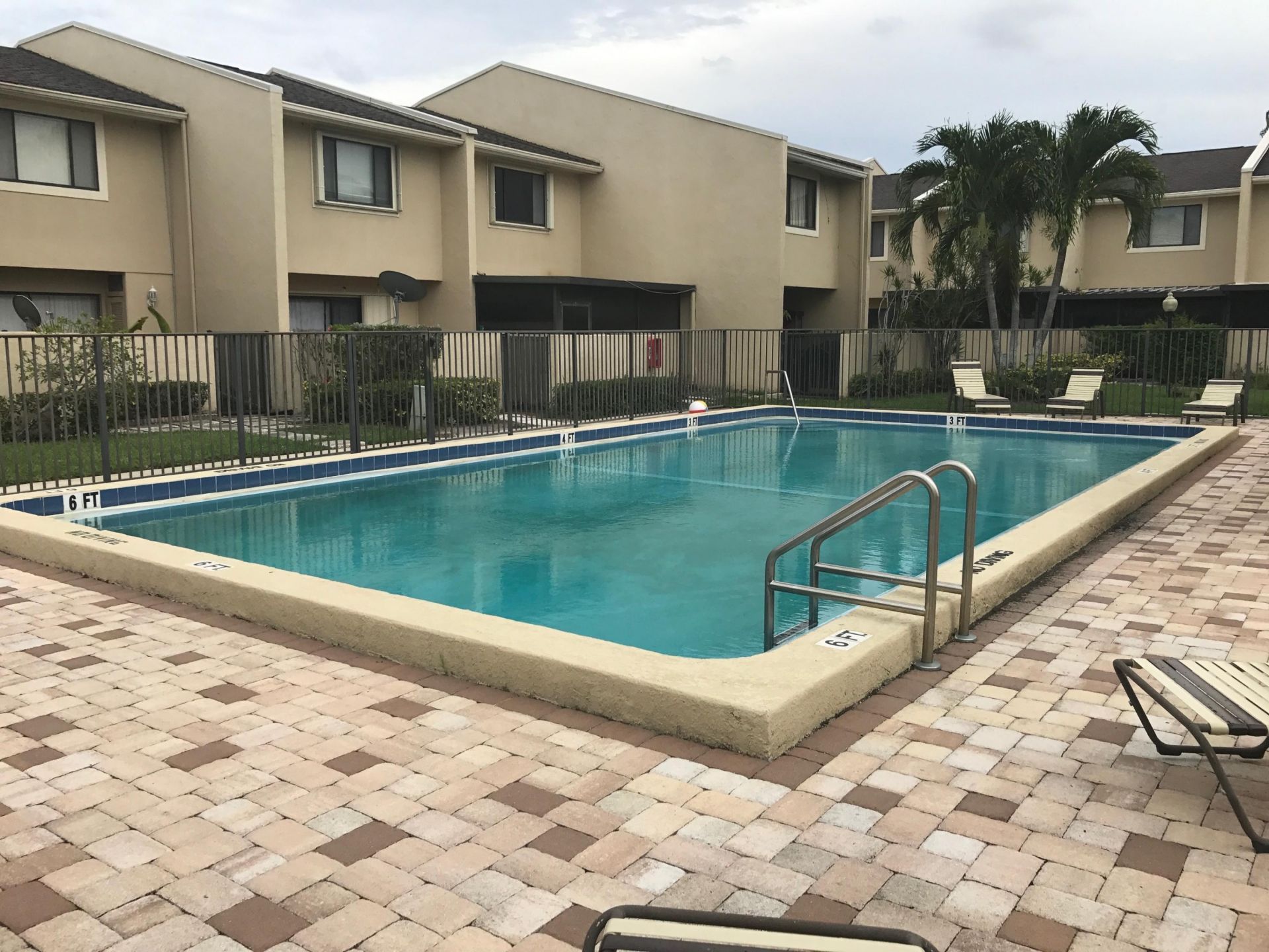 139 Sparrow Drive, Unit 3e, Royal Palm Beach, FL 33411 Photo