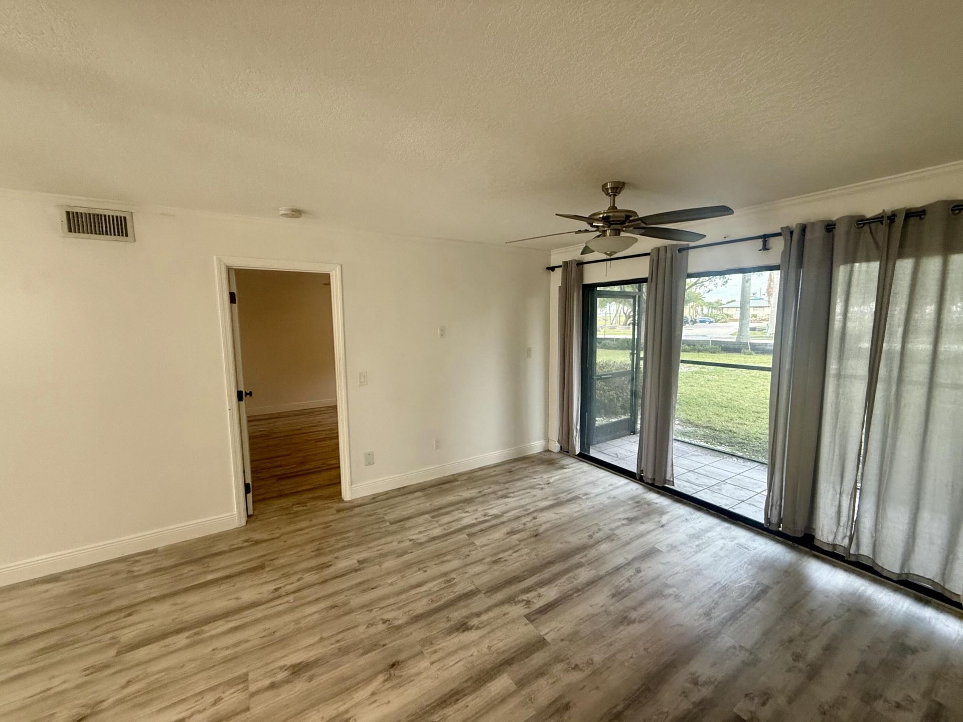 701 N Indian River Drive, Unit 105, Fort Pierce, FL 34950 Photo