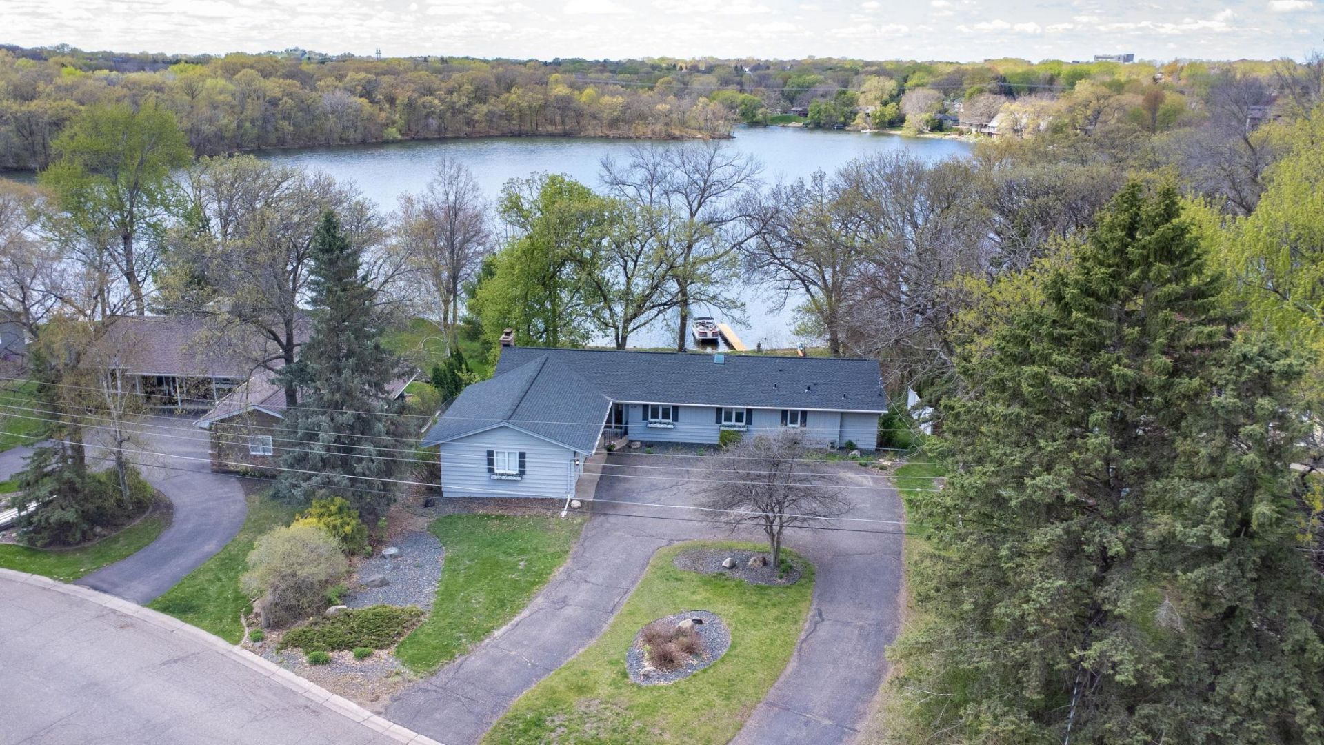 429 Reflection Road, Apple Valley, MN 55124